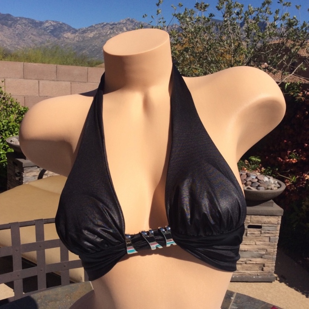 Beach Bunny Turn Me Loose Kardashian top only